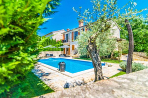 Villa White Stone